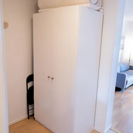 Apartamento Welcoming Near Cafes & By Beyond *
