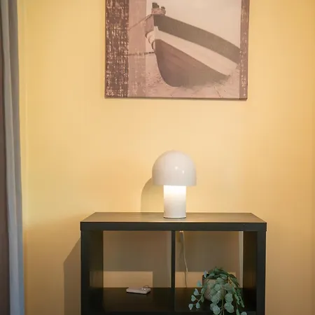 Harbor-view Loft - 2br Near *