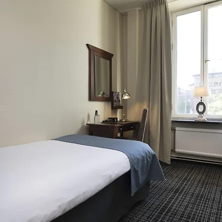 Profilhotels Opera 4*