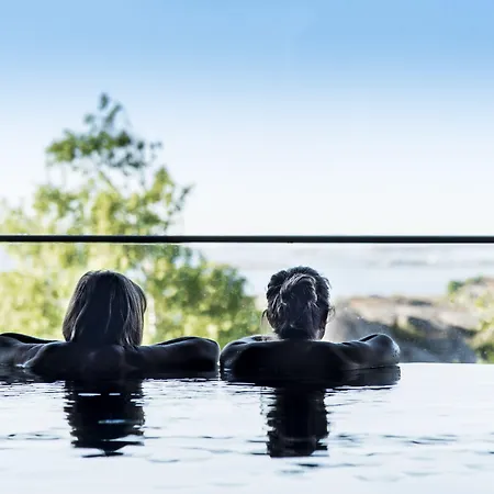 Arken & Art Garden Hotel 4*