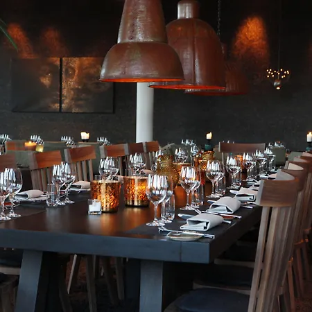 מלון Sankt Joergen Park 4*