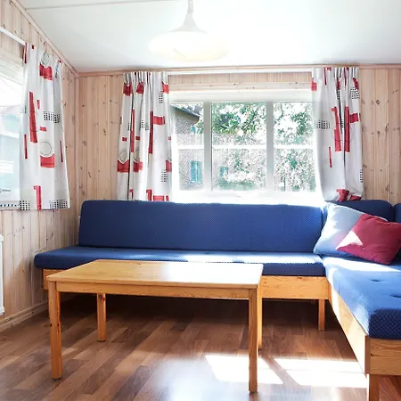 Kvibergs Vandrarhem - Hostel Hotel 2*