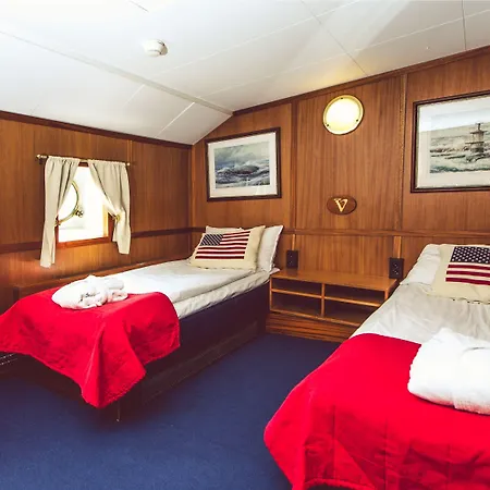 Barken Viking 3*