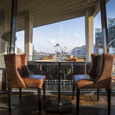 Radisson Blu Riverside 4*