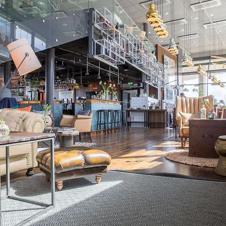 Radisson Blu Riverside 4*