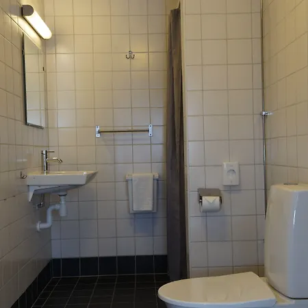 Avenyn Hostel, Former Le Mat *