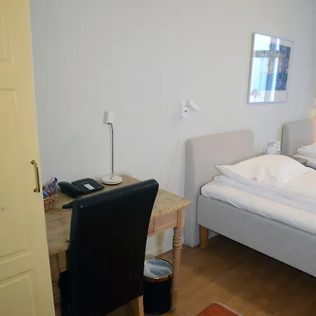 Vanilla Hotel
