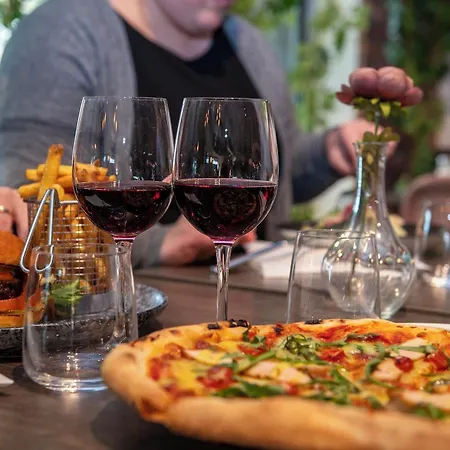 Kviberg Park & Conference فندق 4*