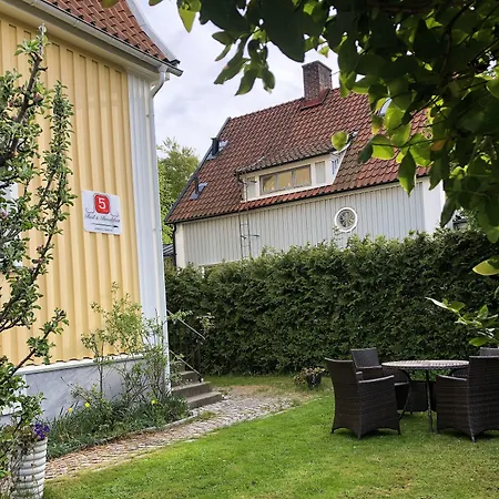 Bed & Breakfast 5:ans 2*