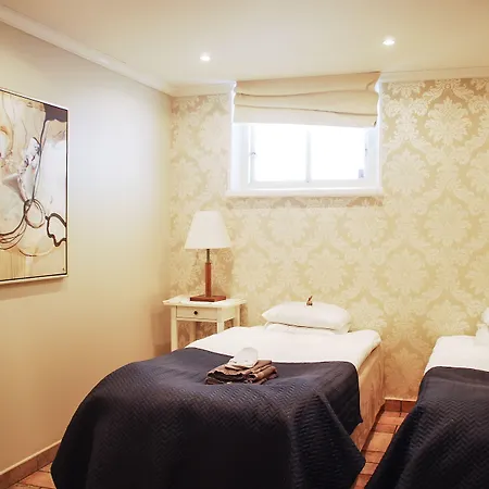 5:ans Bed and Breakfast 2*