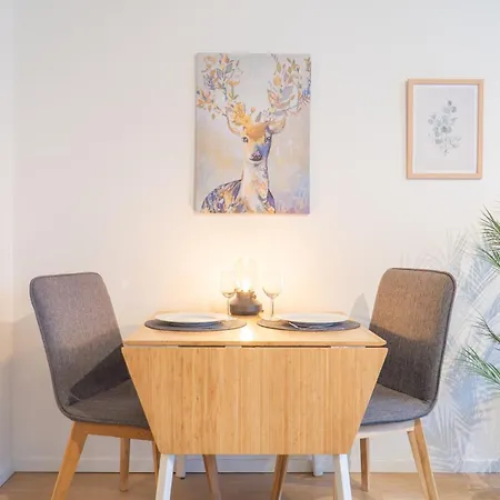 Calm Linné Steps From Haga - Fully Equipped Apartamento *