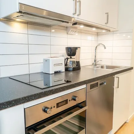 Calm Linne With Feel, Steps From Haga *