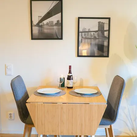 Apartament Earth-toned Studio, Near Haga & Jaerntorget
