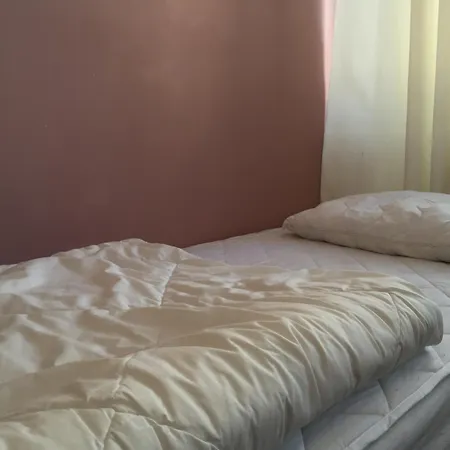 Linne Hostel *