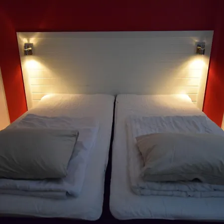 Auberge de jeunesse Snoozemore *