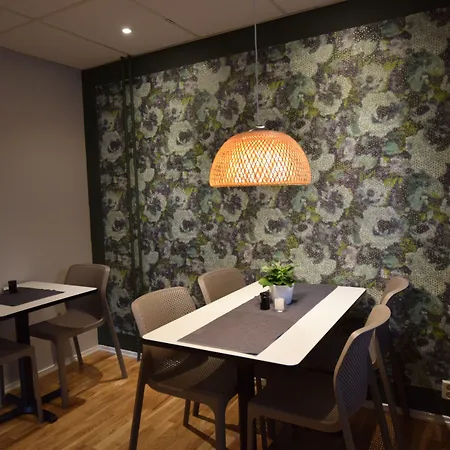 Auberge de jeunesse Snoozemore *