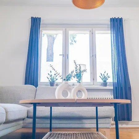 Chic 1br Center Sleeps 4 Braemaregarden Gothenburg