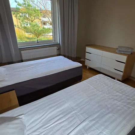 Bright 3-bedroom With Balcony غوتنبرغ