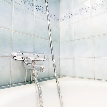 Chic 1br Center Sleeps 4 Braemaregarden Gothenburg