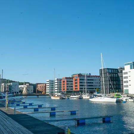 Chic 1br Center Sleeps 4 Braemaregarden * Gothenburg