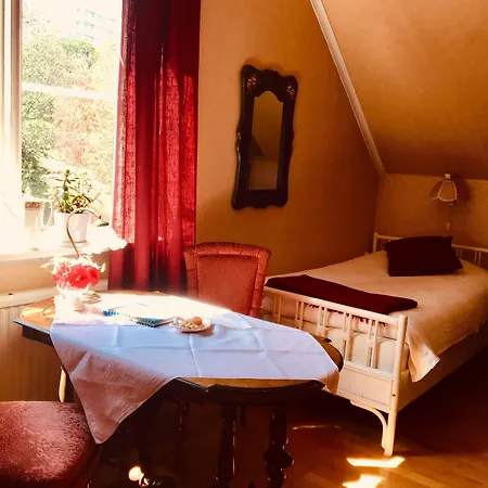 Hotel Annes Hus 3*