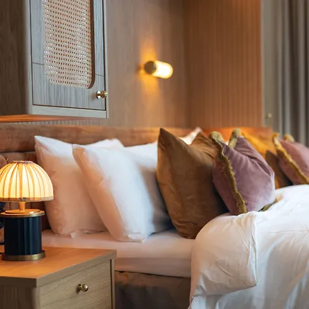 Hotel Jacyz And