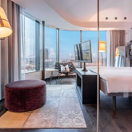 Hotel Radisson Blu Riverside 4*