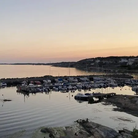 Seaside House In Sandvik With Pool 펜션