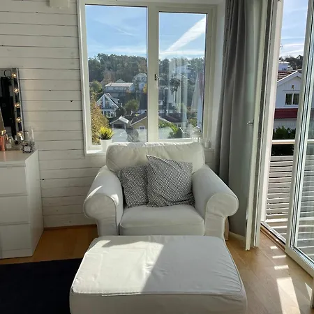 Seaside House In Sandvik With Pool Hébergement de vacances