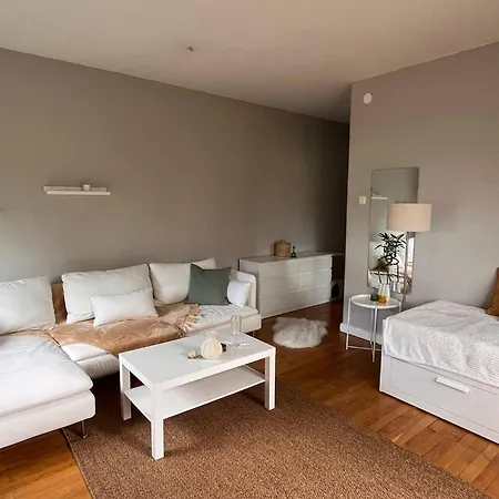 דירה Cozy 3rd Floor In Quiet Area *