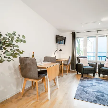 Modern In The Heart Of Linne, Walk To Haga Lejlighed