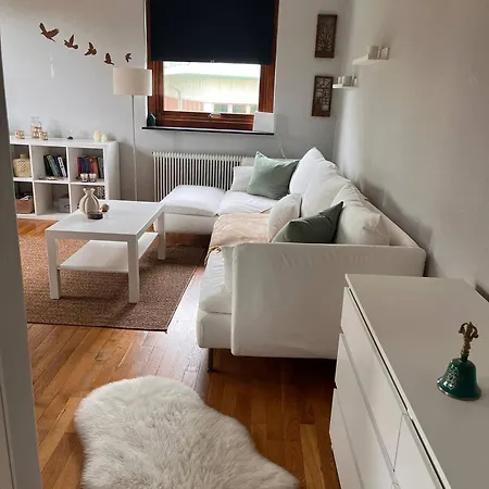 Cozy 3rd Floor In Quiet Area Διαμέρισμα *