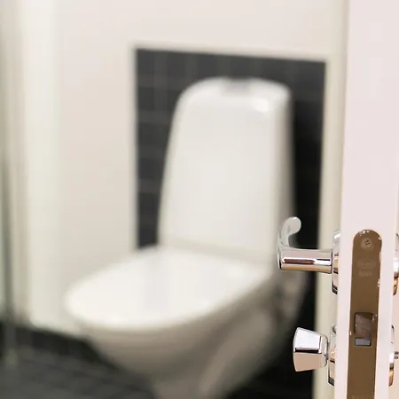 Warm Modern In The Heart Of Linne & Haga *