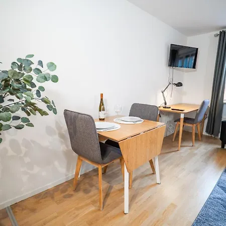 Modern In The Heart Of Linné, Walk To Haga Goteborg