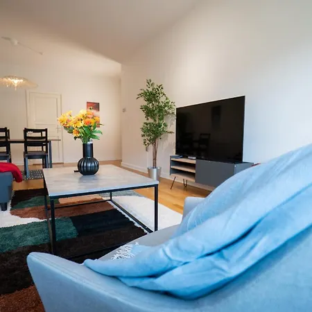 Large 2br - Scandinavian Design - Balcony Apartmán *