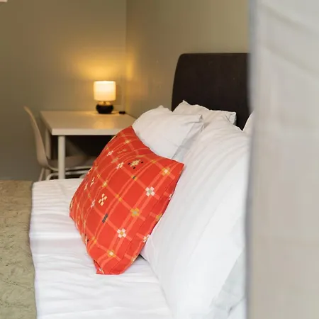 Large 2br - Scandinavian Design - Balcony *