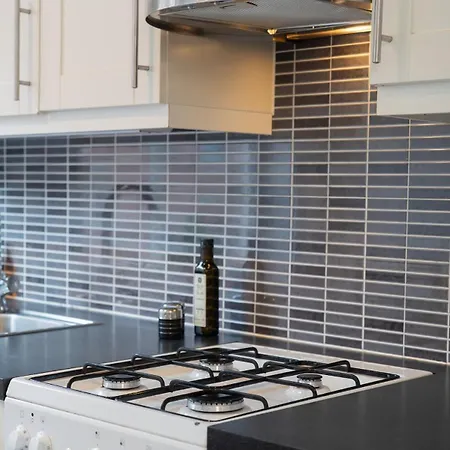 Large 2br - Scandinavian Design - Balcony *