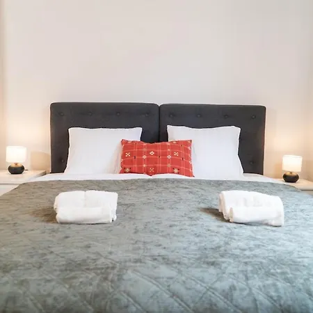 Apartamento Large 2br - Scandinavian Design - Balcony