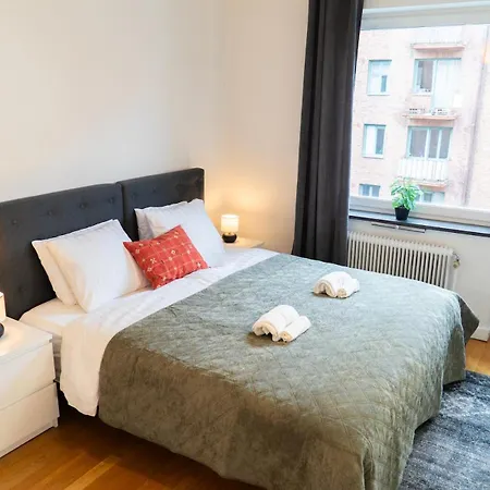 Large 2br - Scandinavian Design - Balcony *