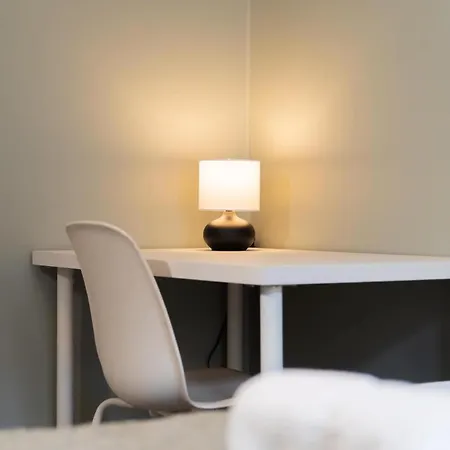 Large 2br - Scandinavian Design - Balcony *