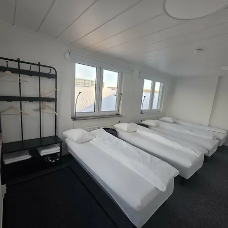 بيت شباب Office *