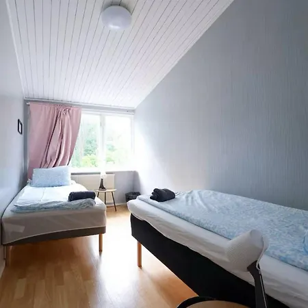 Family & Worker In Goeteborg