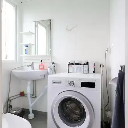 Family & Worker In Goeteborg *