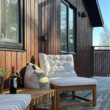 Beautiful House Close To Center