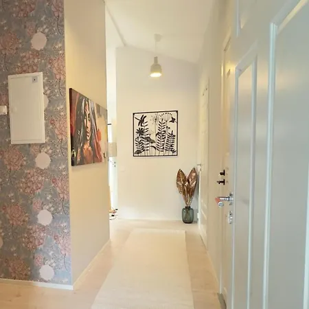 Beautiful House Close To Center *