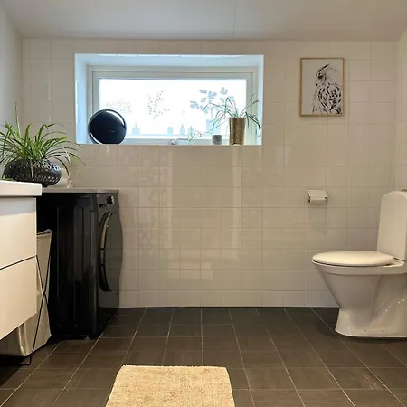 Beautiful House Close To Center