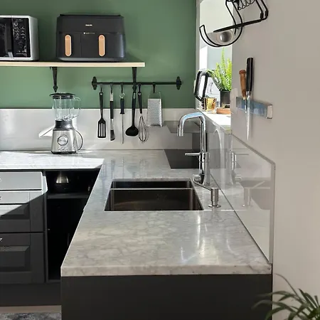 Beautiful House Close To Center