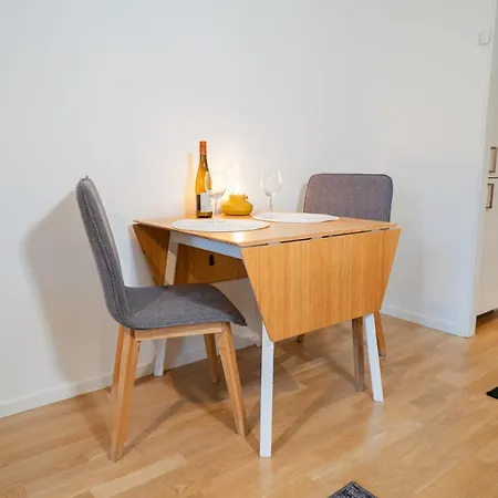 Fully Equipped In Prime Linne And Haga Apartment *