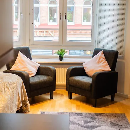 Fully Equipped In Prime Linne And Haga Apartment *