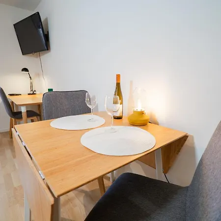 Fully Equipped In Prime Linne And Haga *